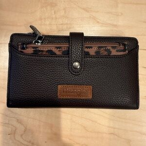 Wrangler Dark Brown Wallet with Leopard Detail